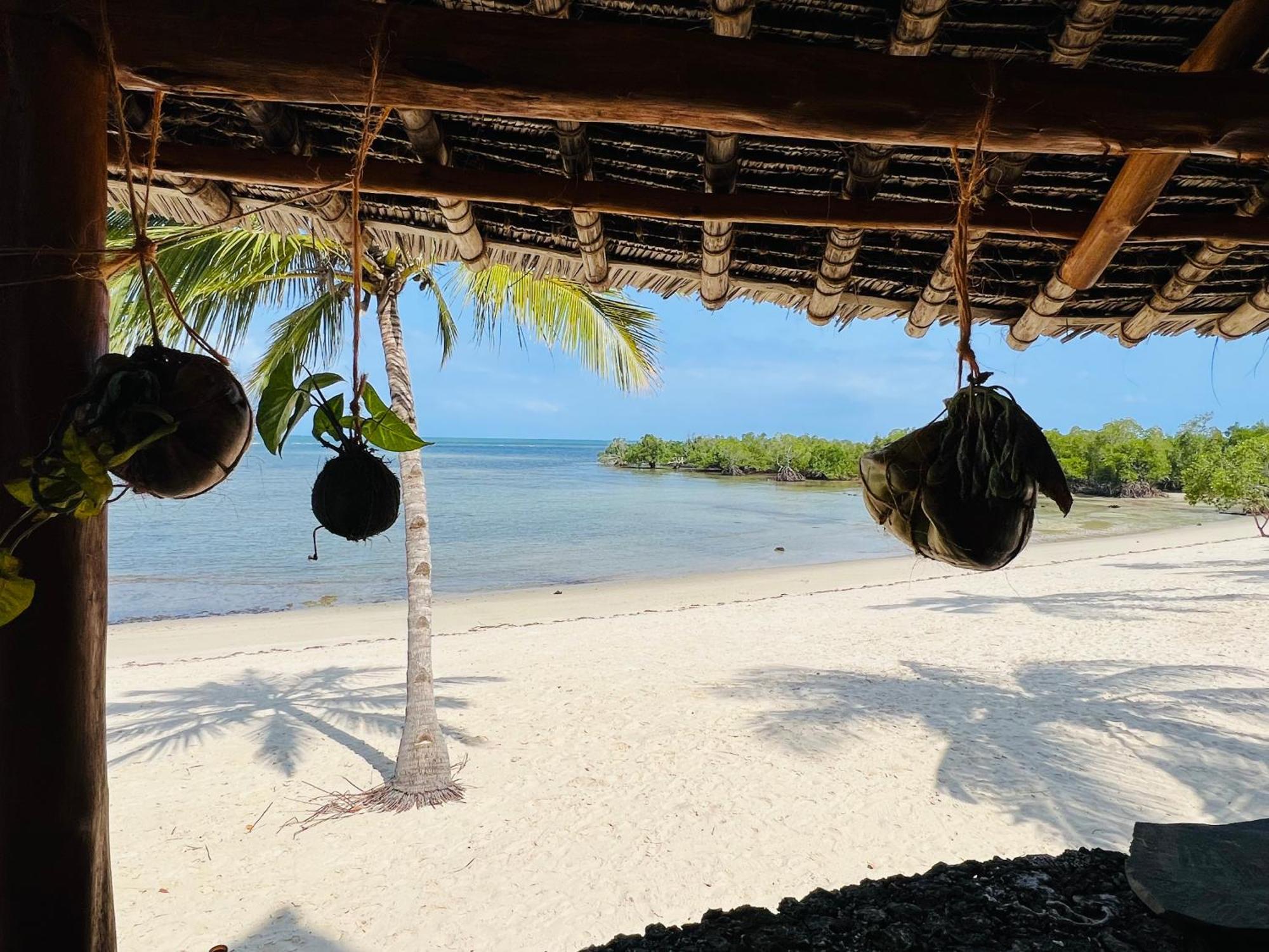 Mwazaro Beach Lodge Shimoni Exterior foto